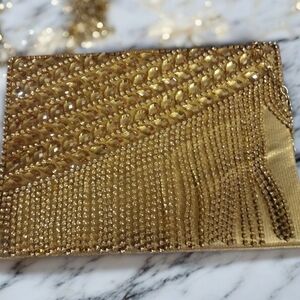 Elegant Gold Crystal-Embellished Rhinestone Evening Bag